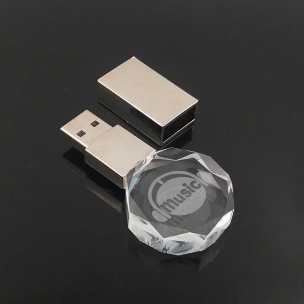 Branding-Crystal-USB-Flash-Drives-59-600x600-1.jpg